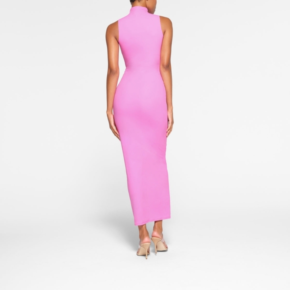 2. NWOT SKIMS FITS EVERYBODY MOCK NECK SLEEVELESS DRESS IN NEON ORCHID - Picture 3 of 6